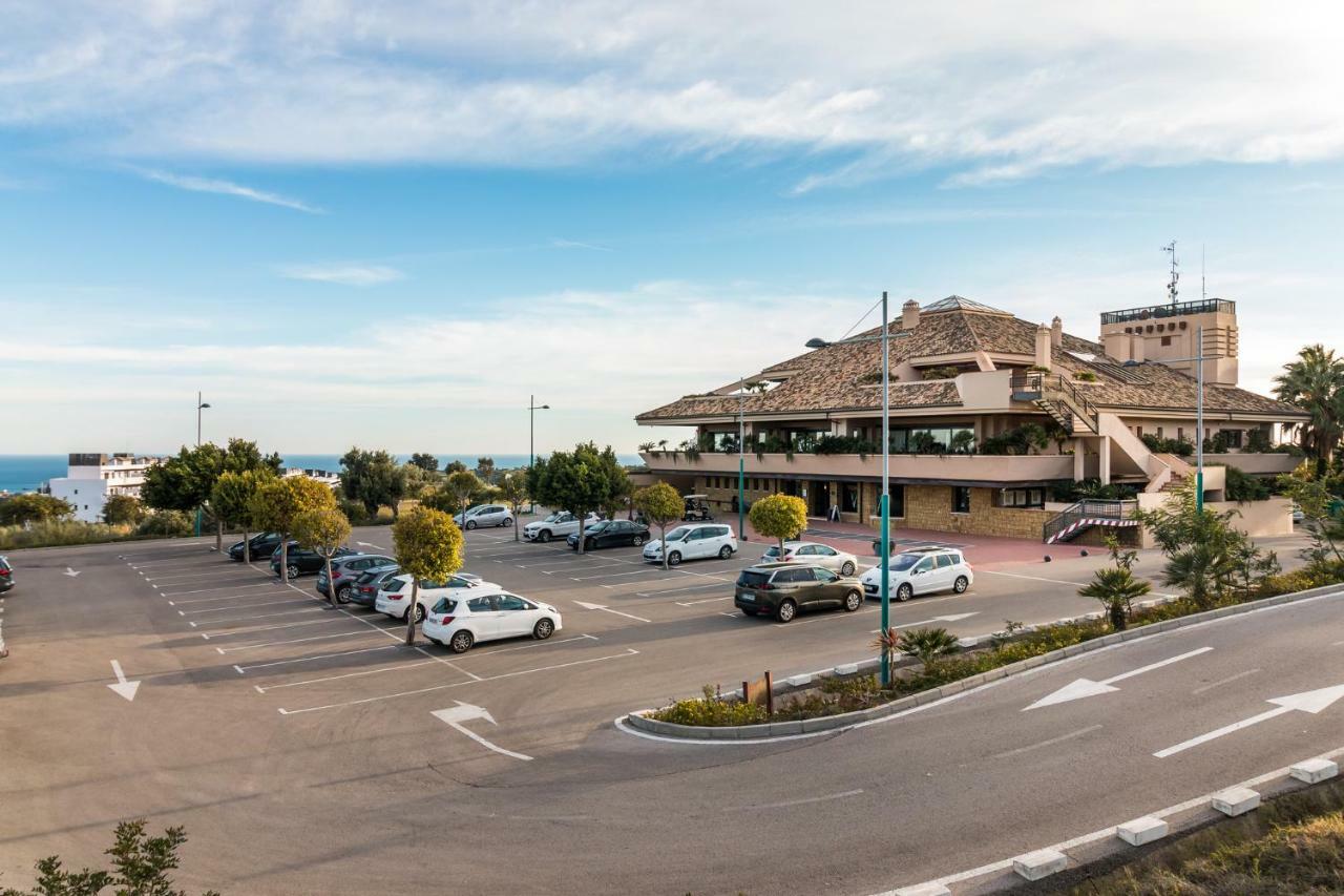 Valle Romano Golf Luxury Apartment エステポナ エクステリア 写真